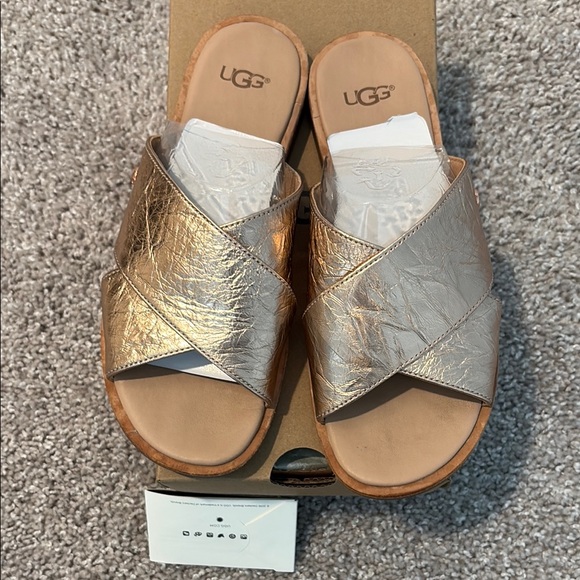 UGG Gold Metallic Sandals with Crisscross Straps - Picture 5 of 5